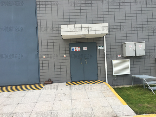 屏（píng）蔽防火門（mén）